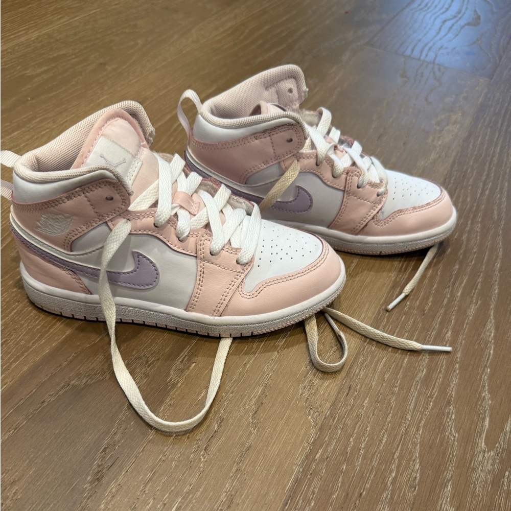 Jordan 1 SE Mid Girls Little Kid Size 13c